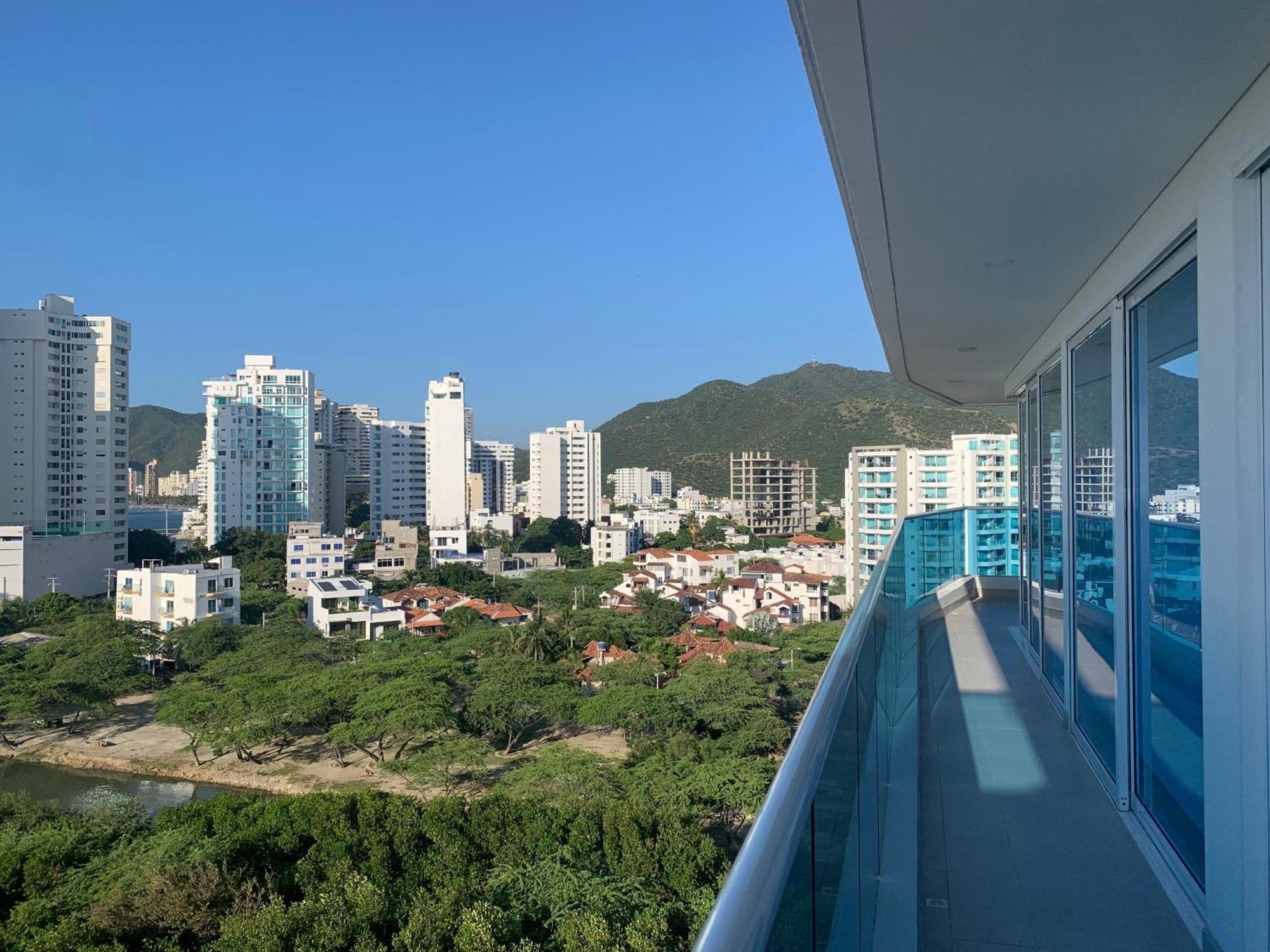 Apartmán Santa Marta Rodadero Sur Playa Salguero A 200 Mts Del Mar Exteriér fotografie